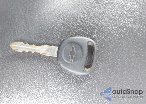 2005 Chevrolet Silverado 2500Hd from USA, damaged, VIN 1GCHC23U25F822405